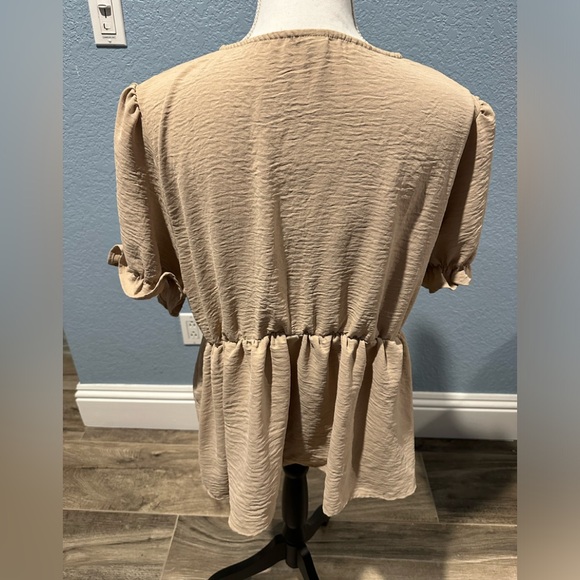 SHEIN Babydoll Top - Picture 2 of 6